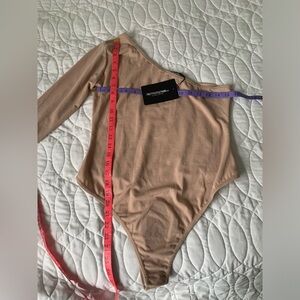 #17 NWT Asymmetrical Pretty Little Thing bodysuit.  Size 12